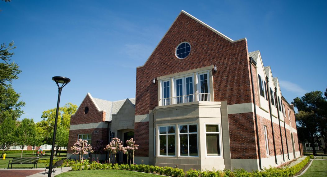 Vereschagin Alumni House